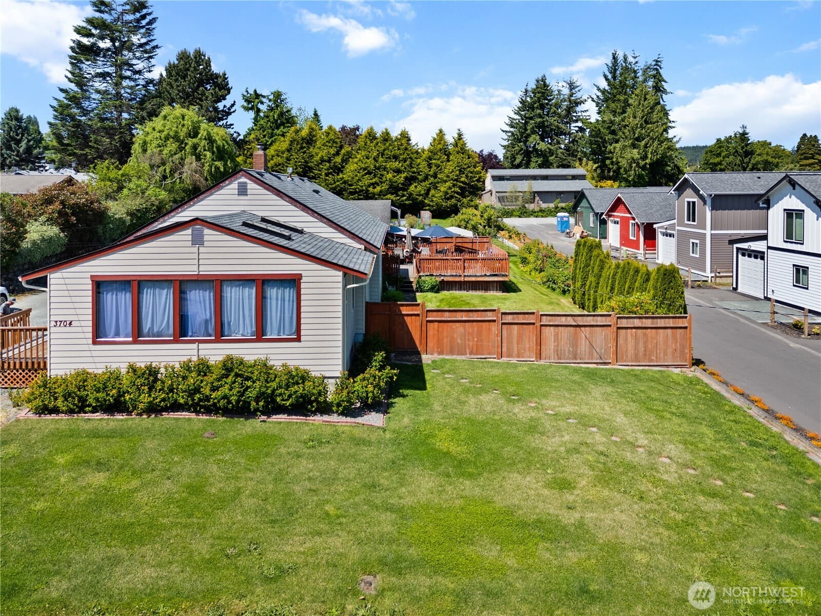Property photo 37