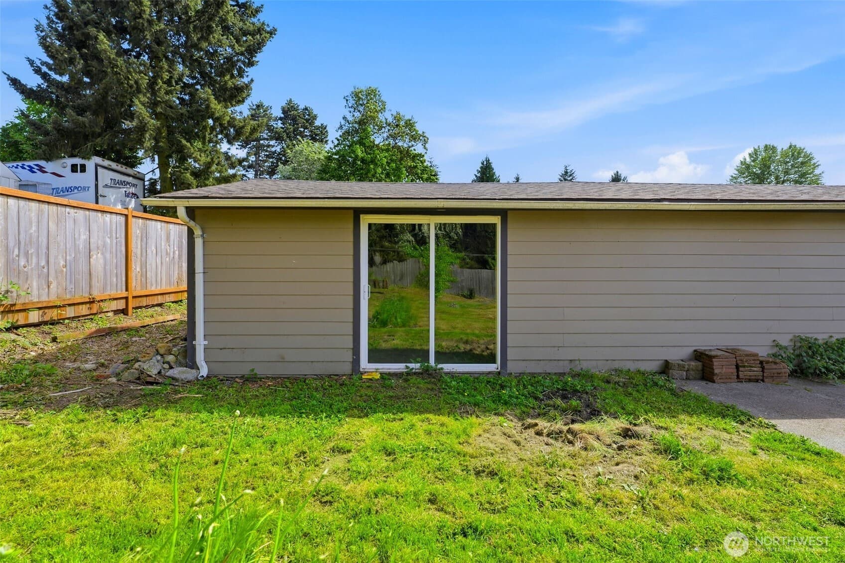 Property photo 35
