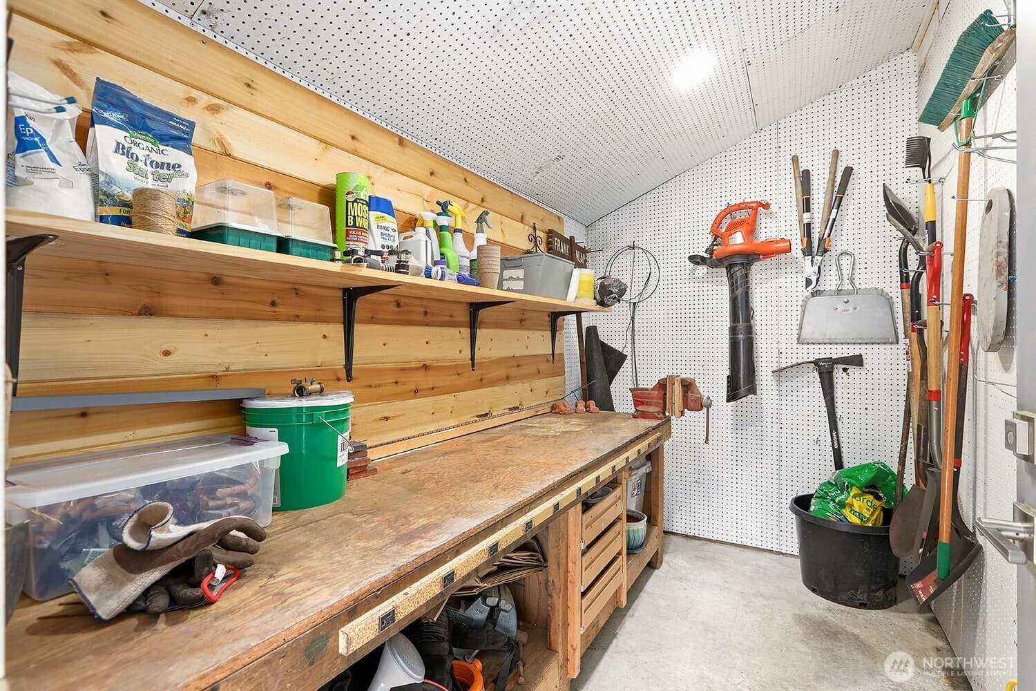 Property photo 37