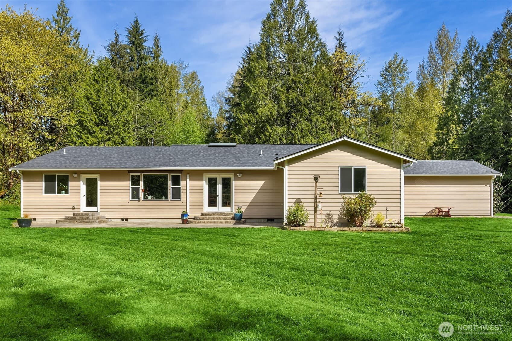 Property photo 35