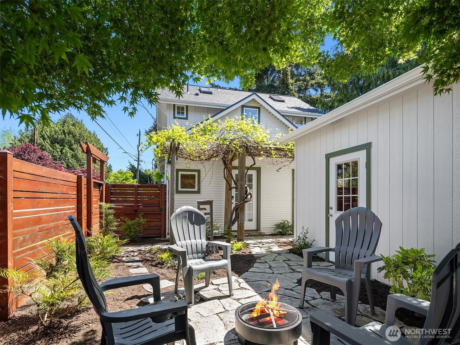Property photo 33