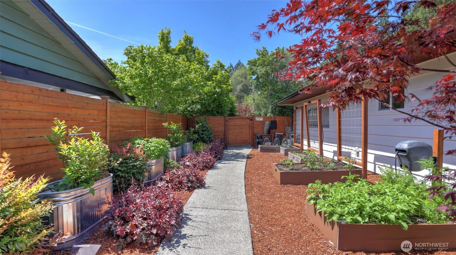 Property photo 37
