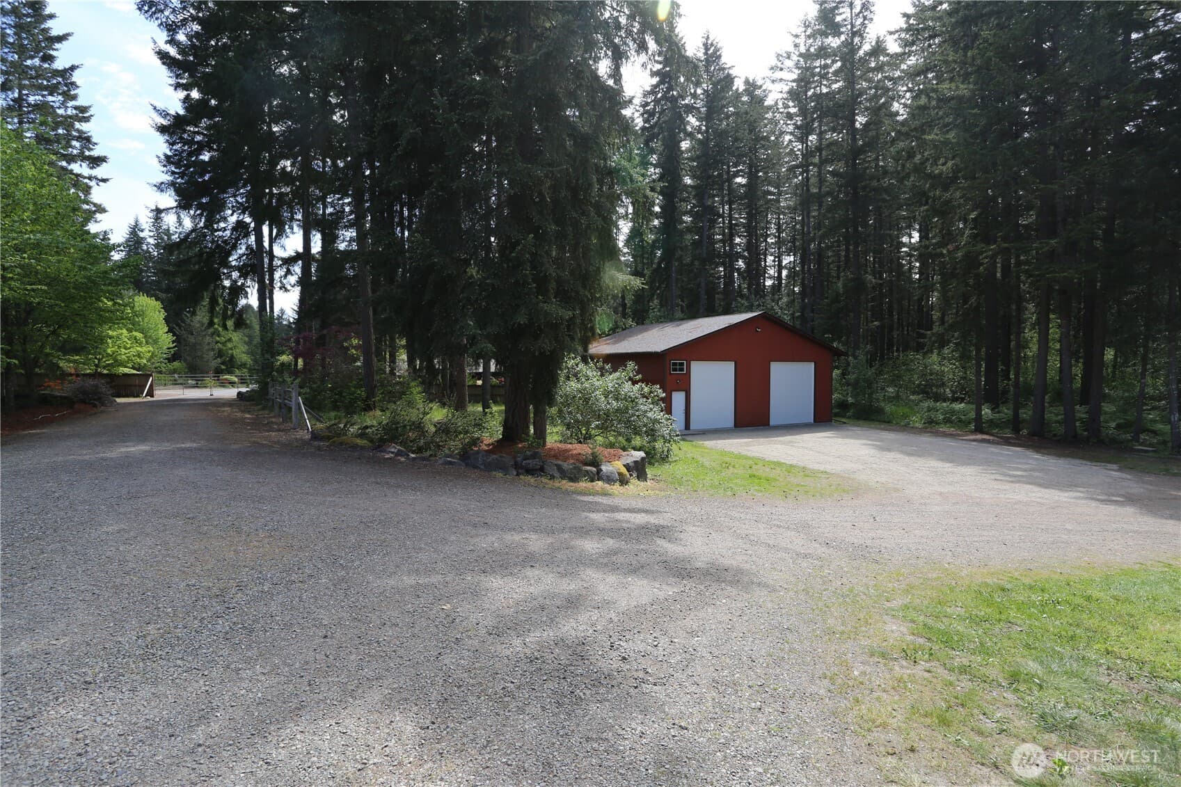 Property photo 33