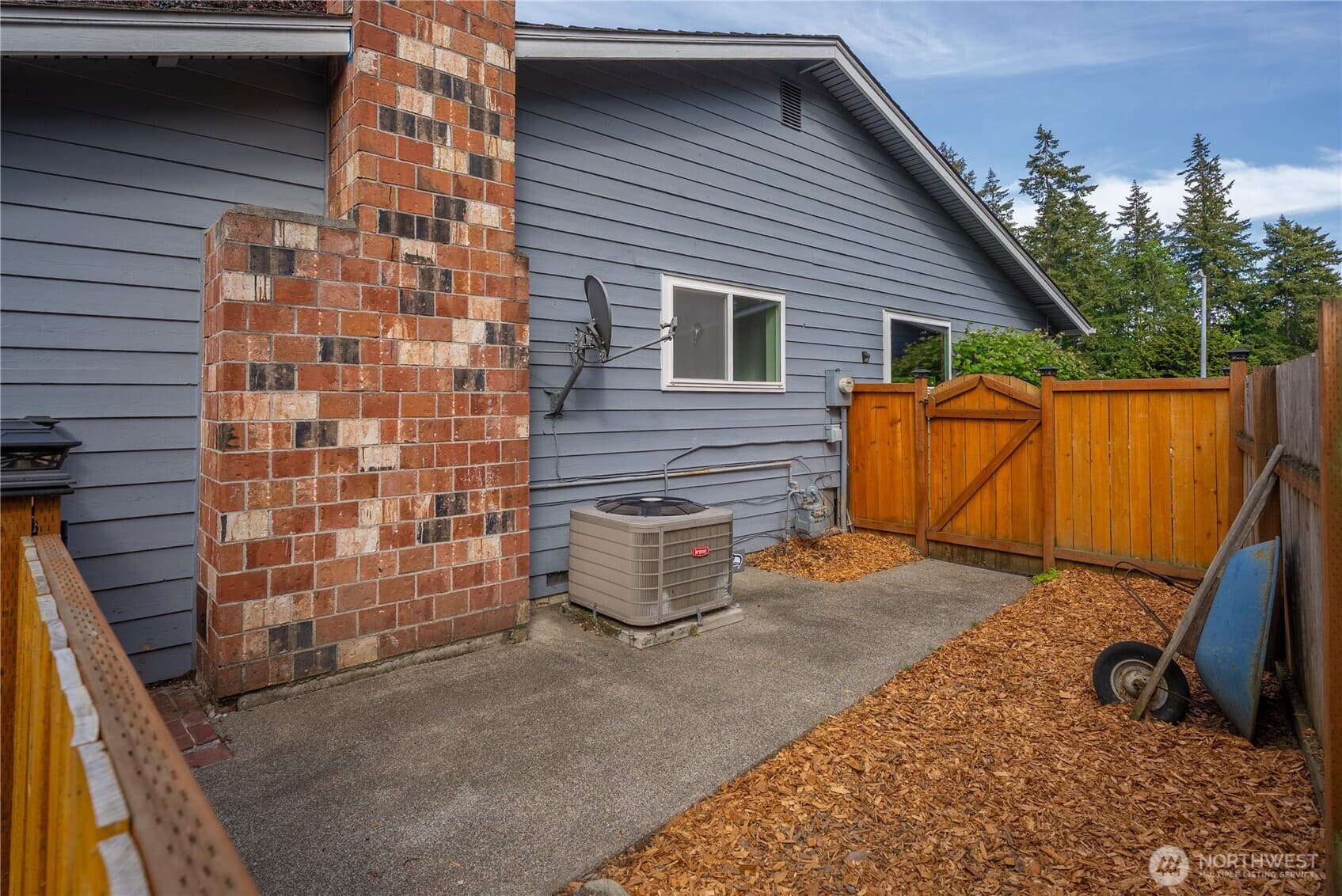 Property photo 37