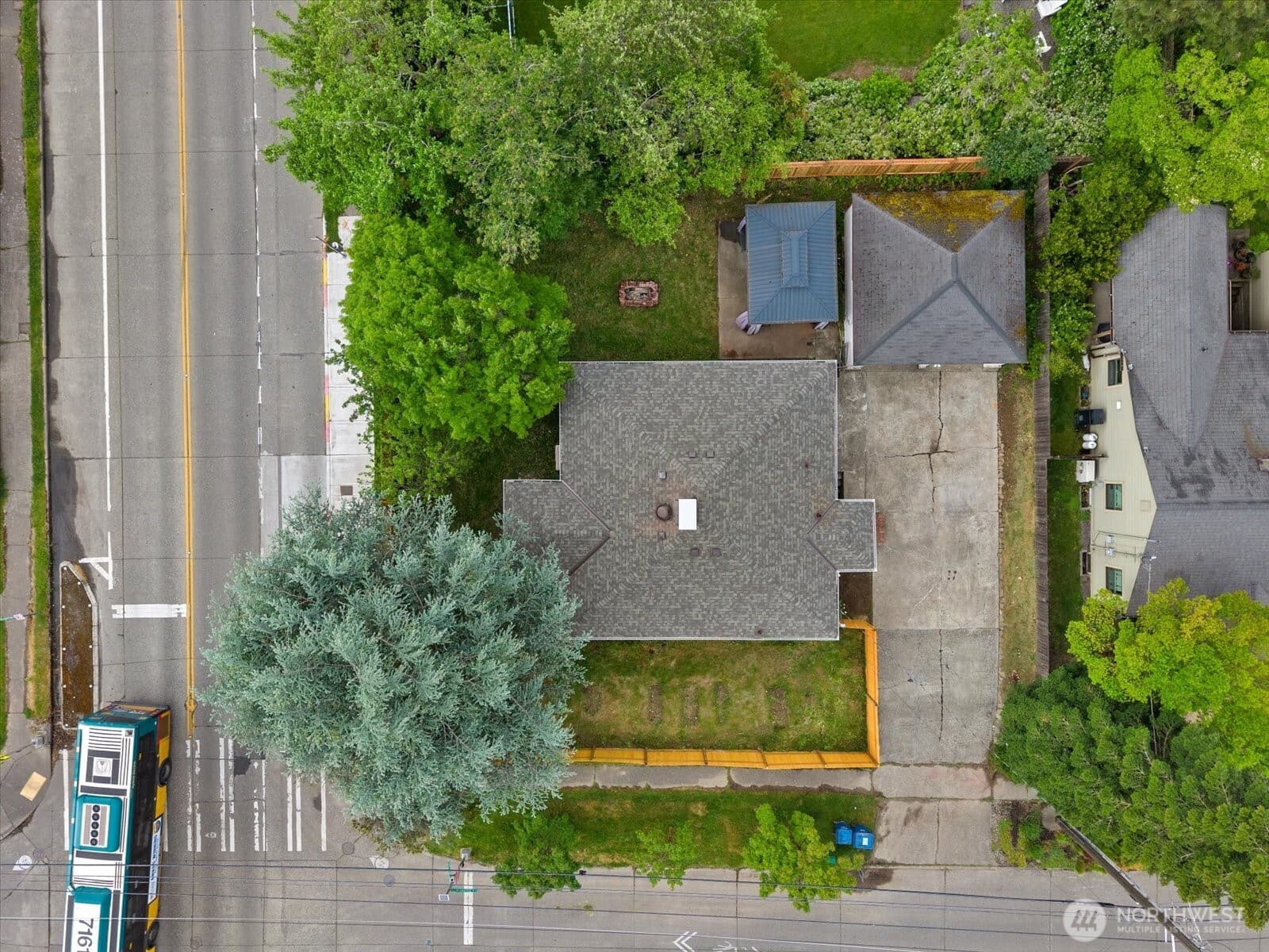 Property photo 33