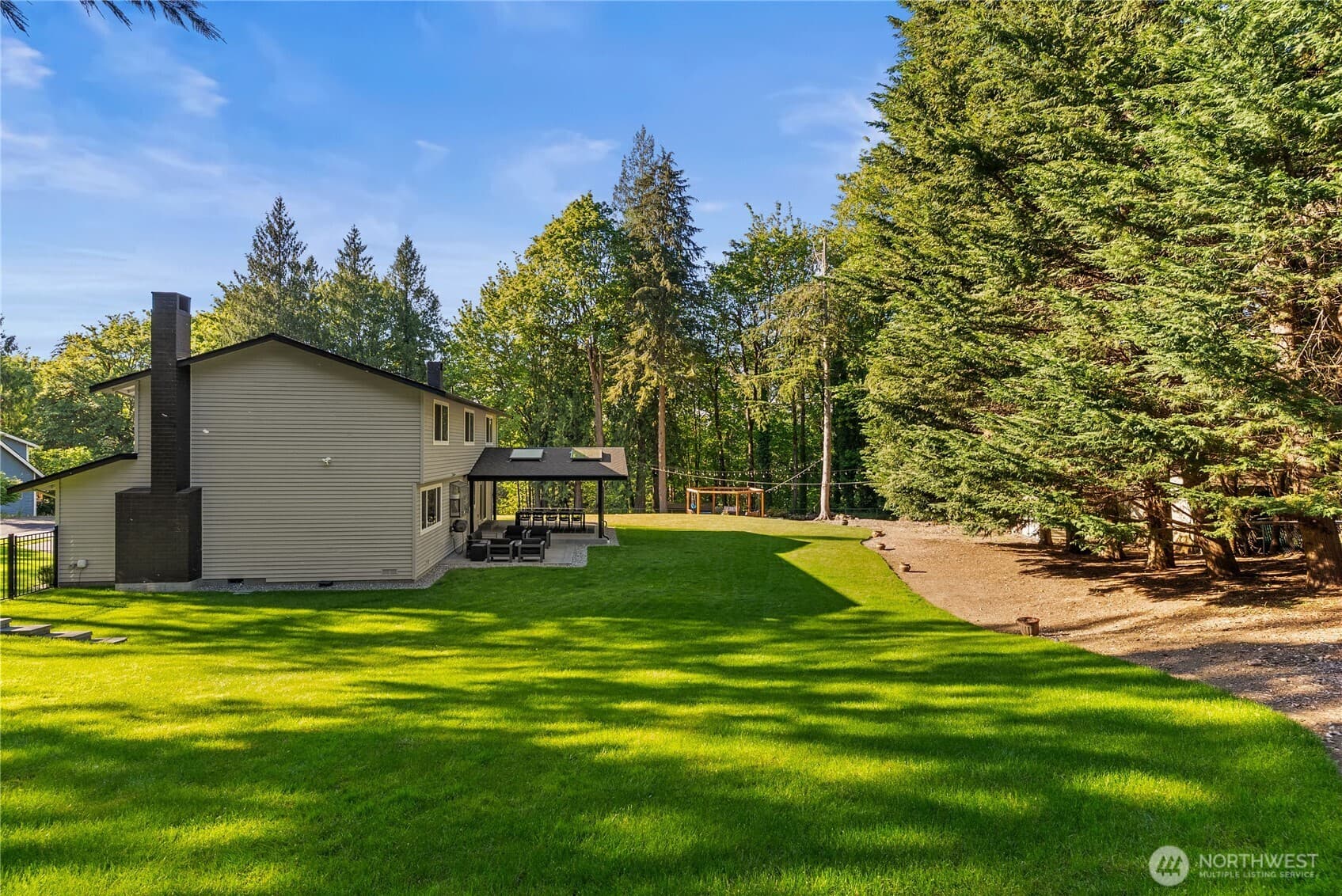Property photo 32