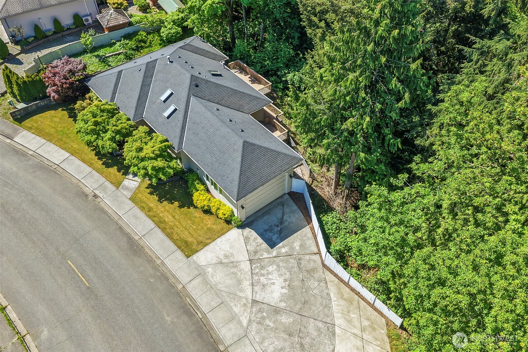 Property photo 32