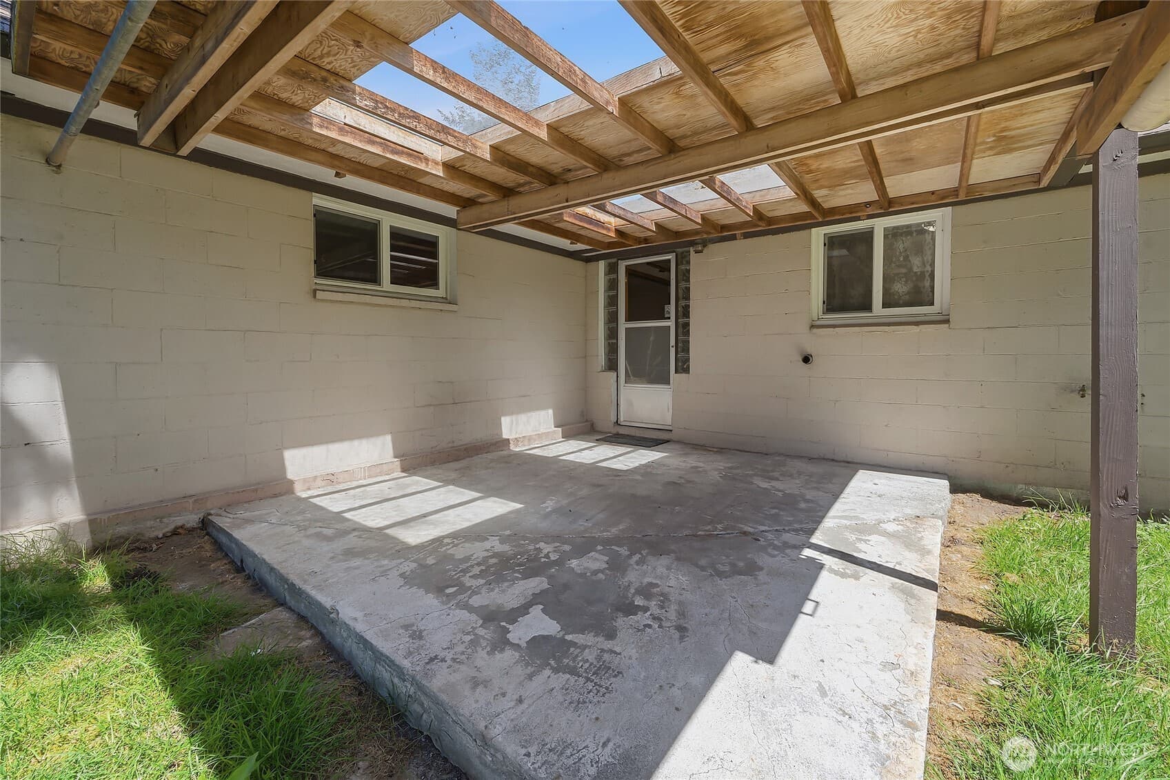 Property photo 25