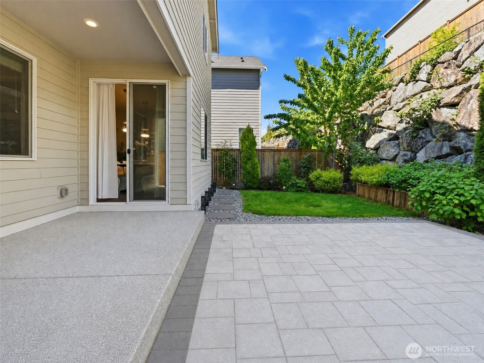 Property photo 33