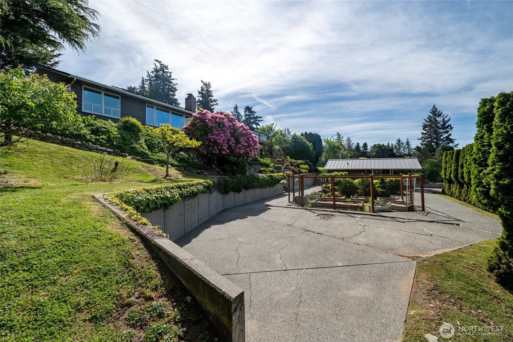 Property photo 33