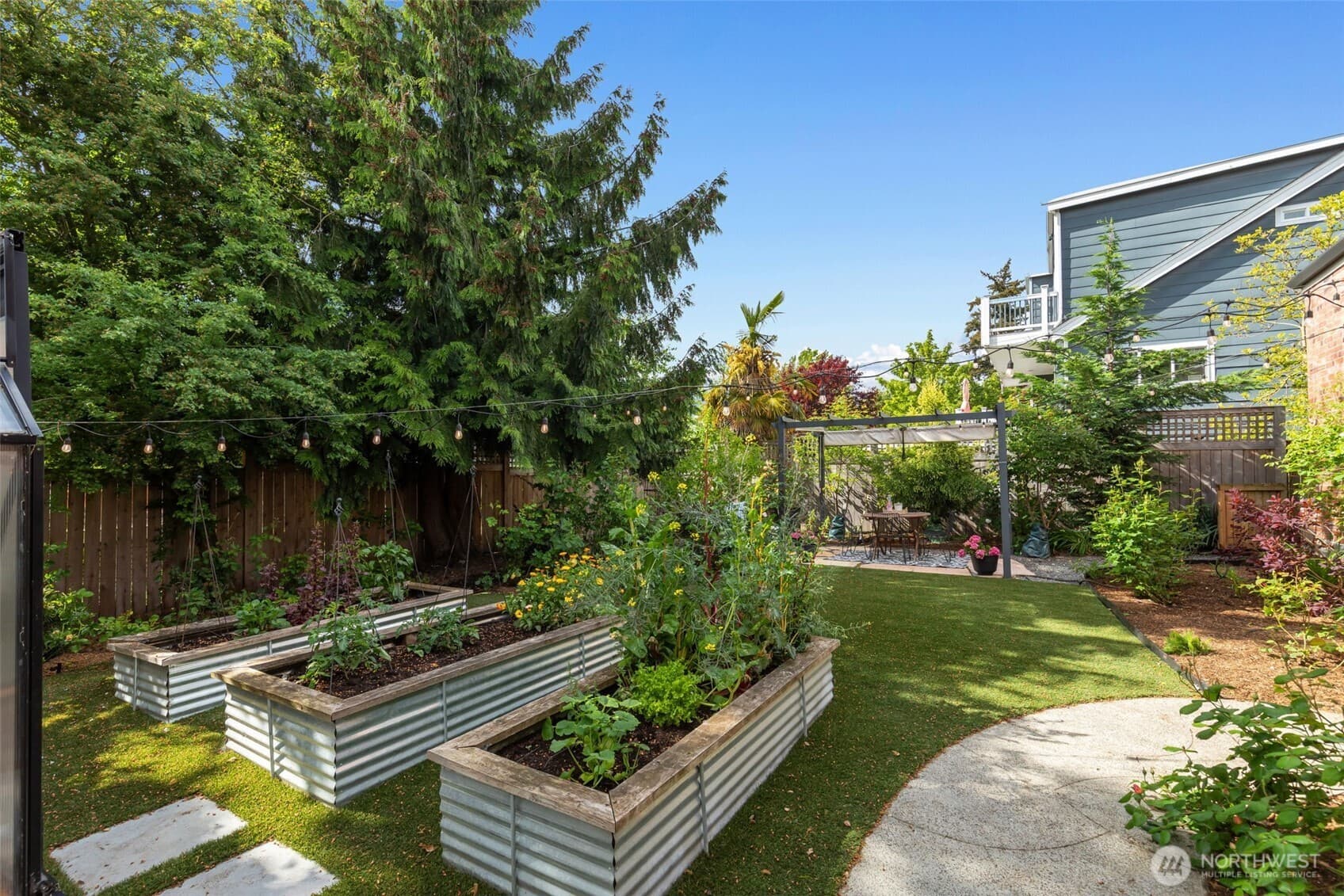Property photo 32