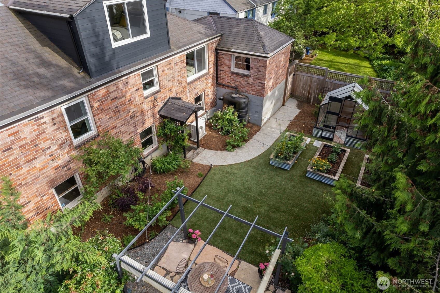 Property photo 35
