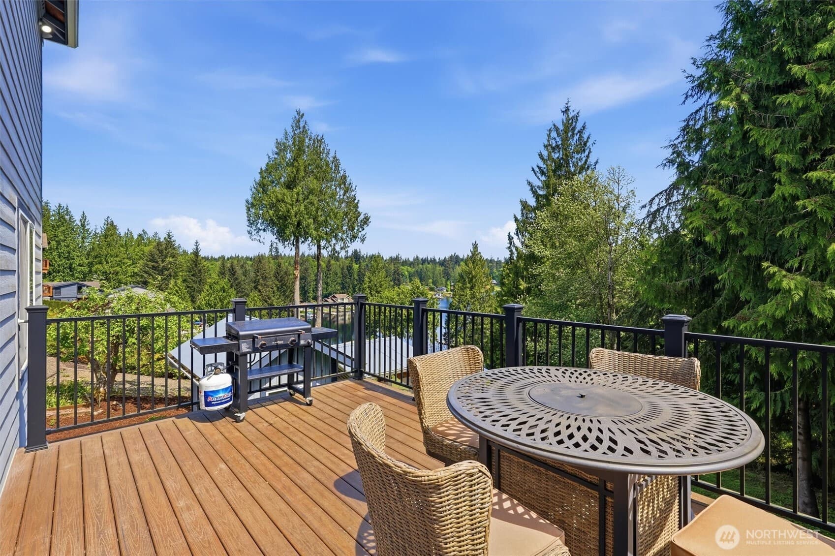 Property photo 32