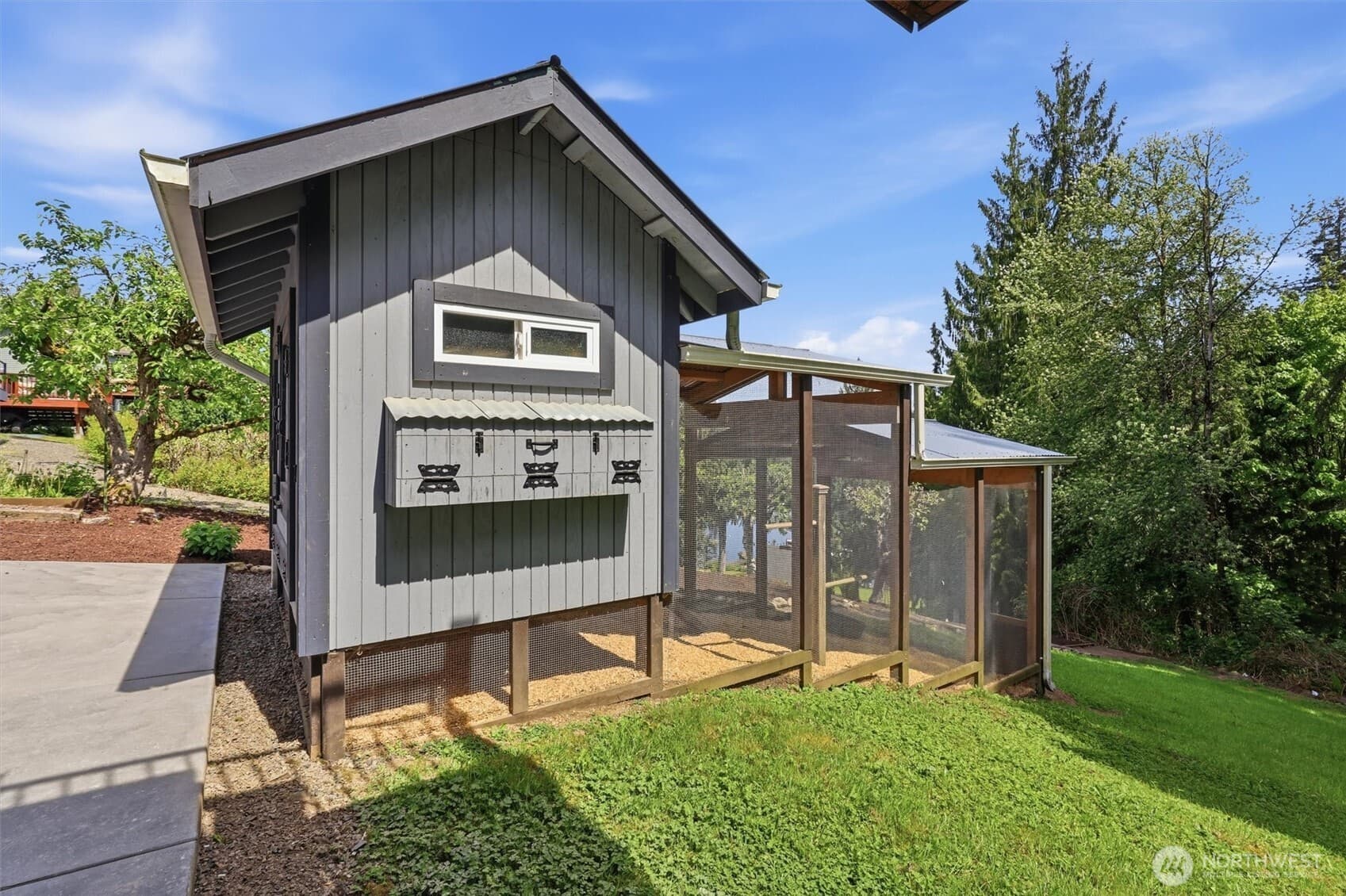 Property photo 35