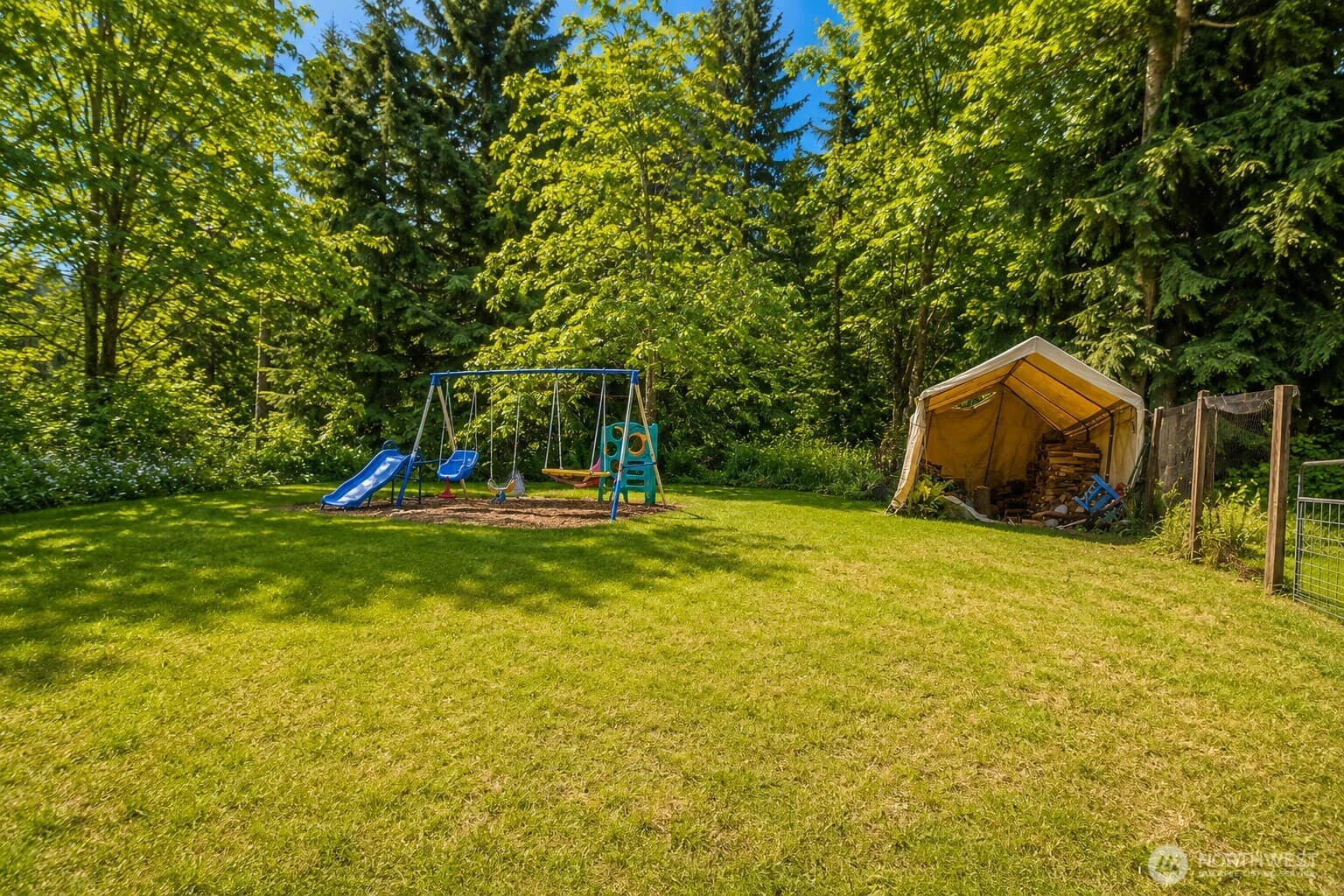 Property photo 32