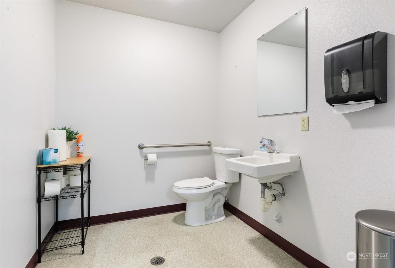 Property photo 25