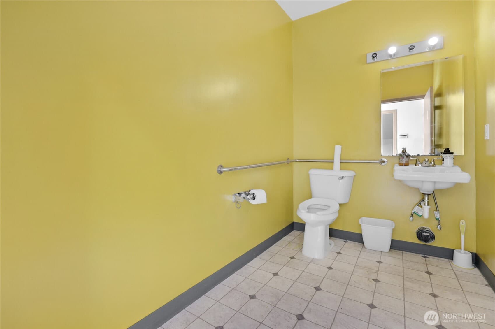 Property photo 12