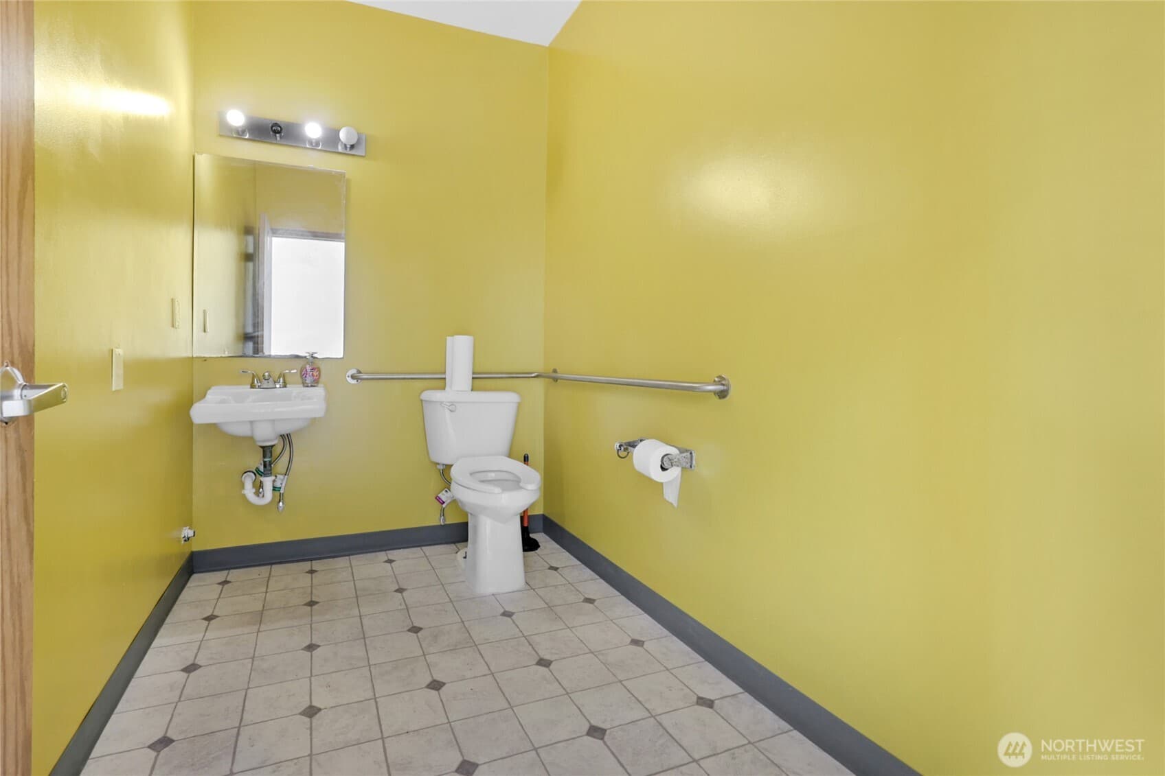 Property photo 13