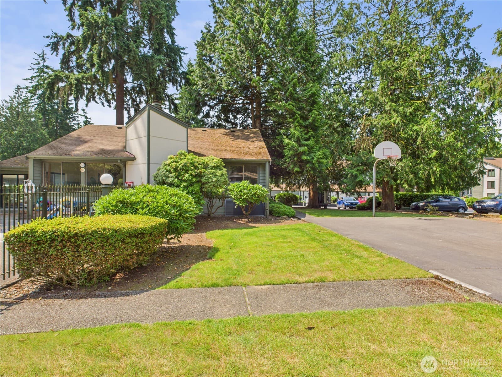 Property photo 35