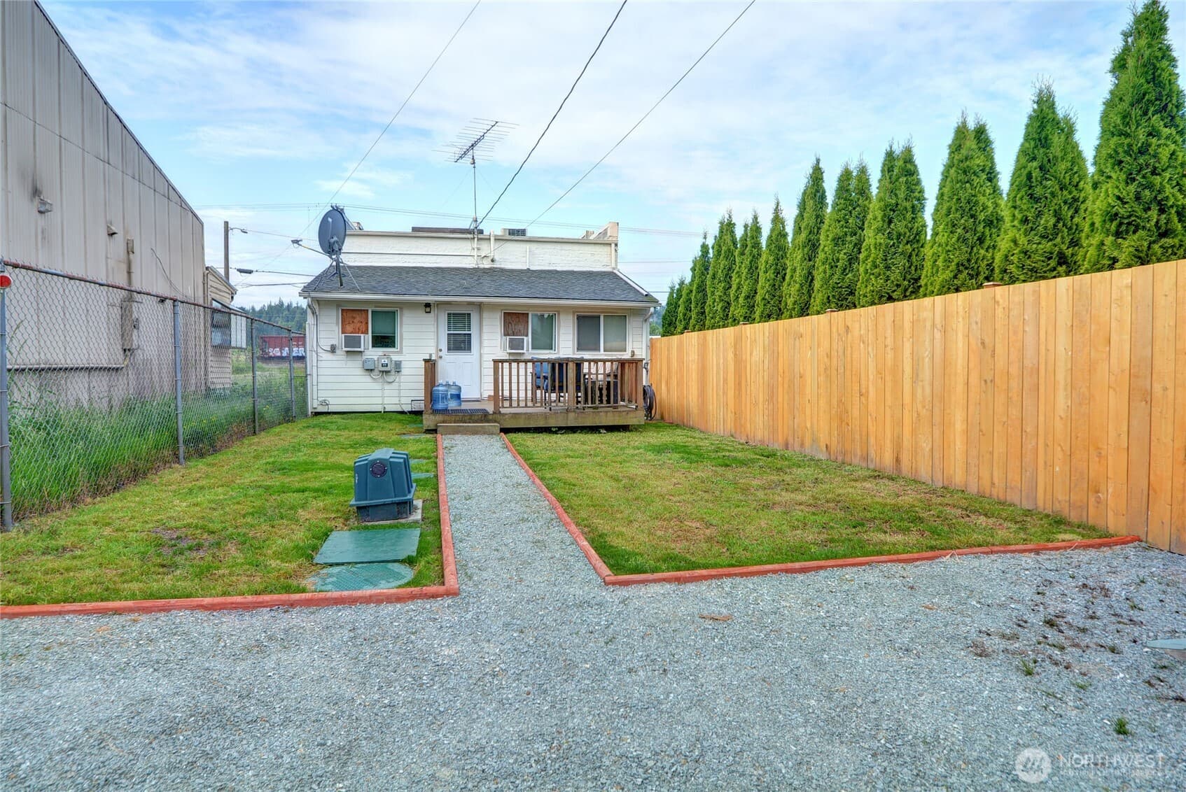 Property photo 22