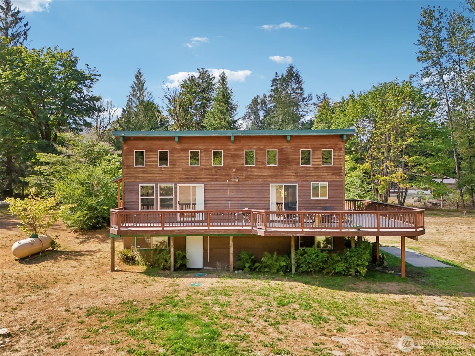 Property photo 37