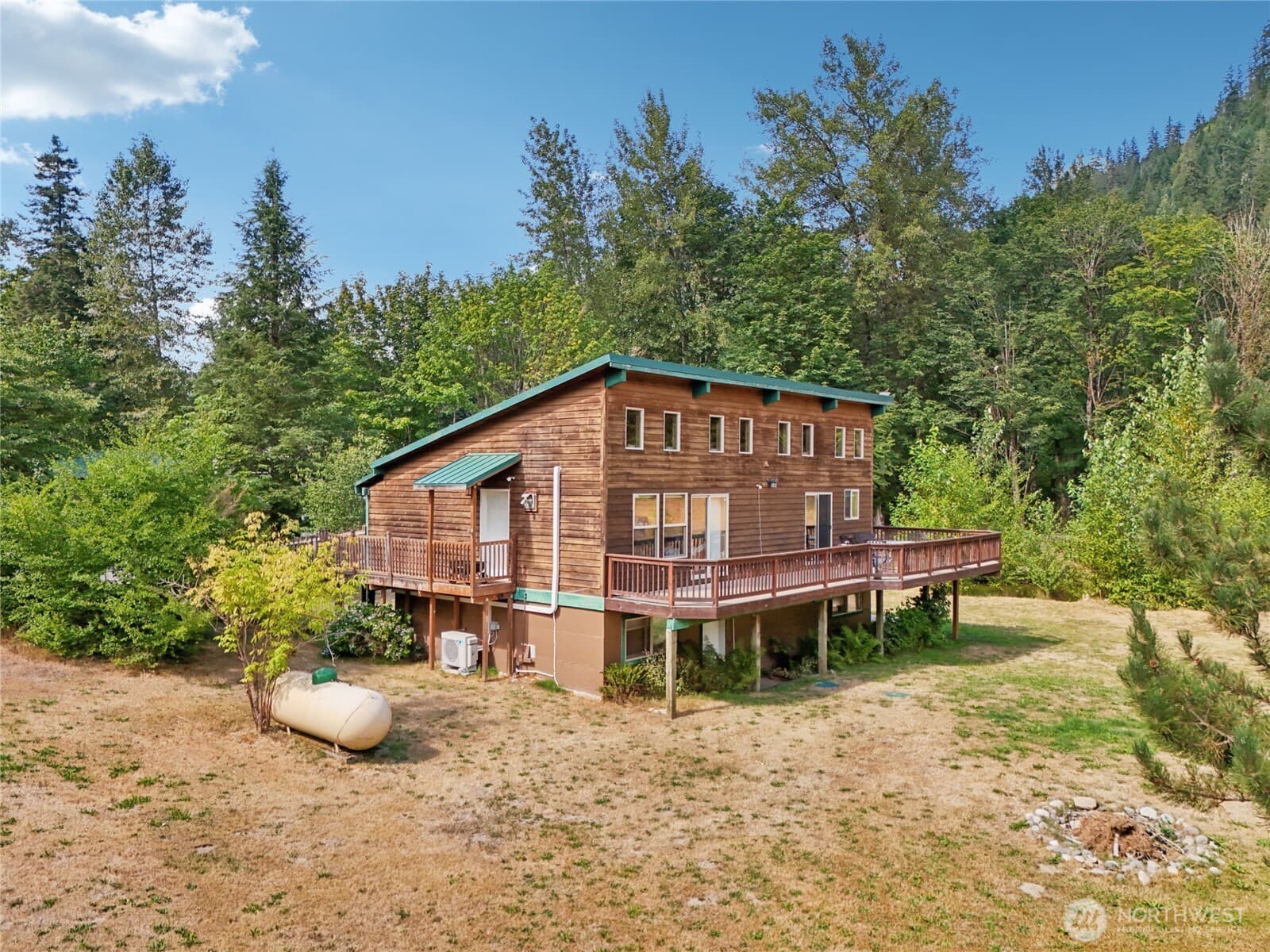 Property photo 38