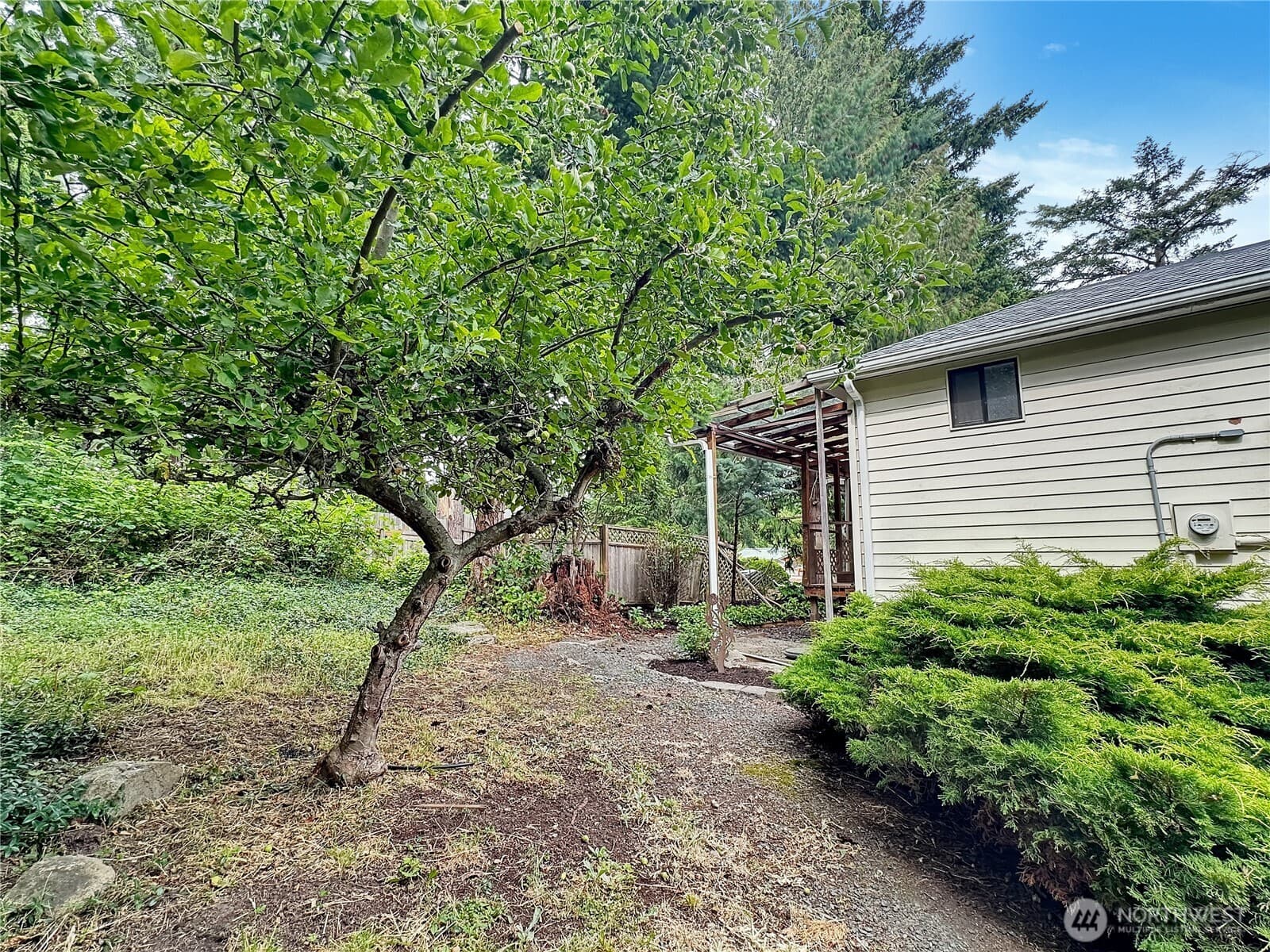 Property photo 25