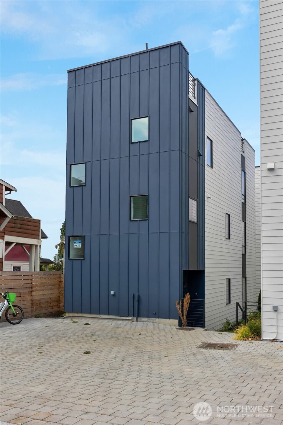 Property photo 33