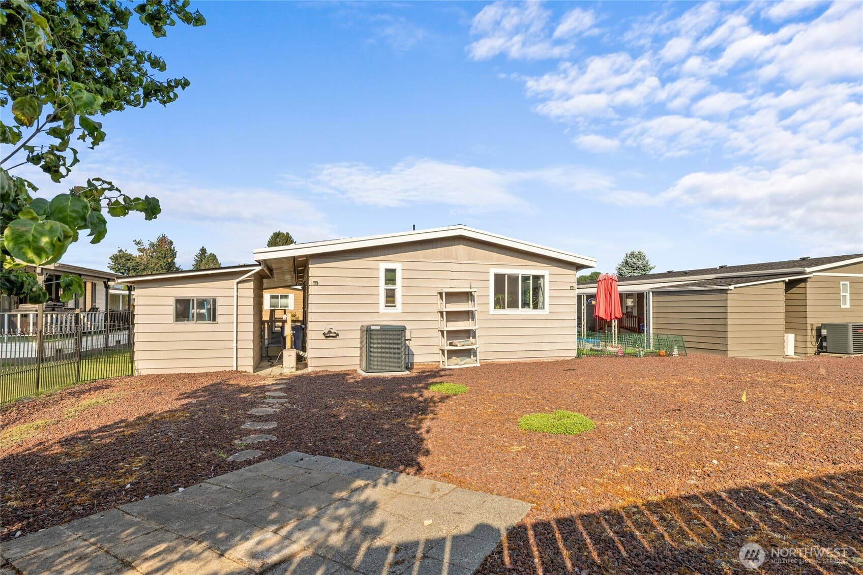 Property photo 23