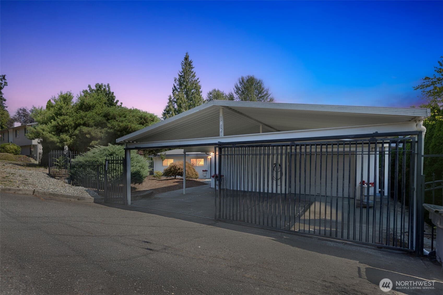 Property photo 38