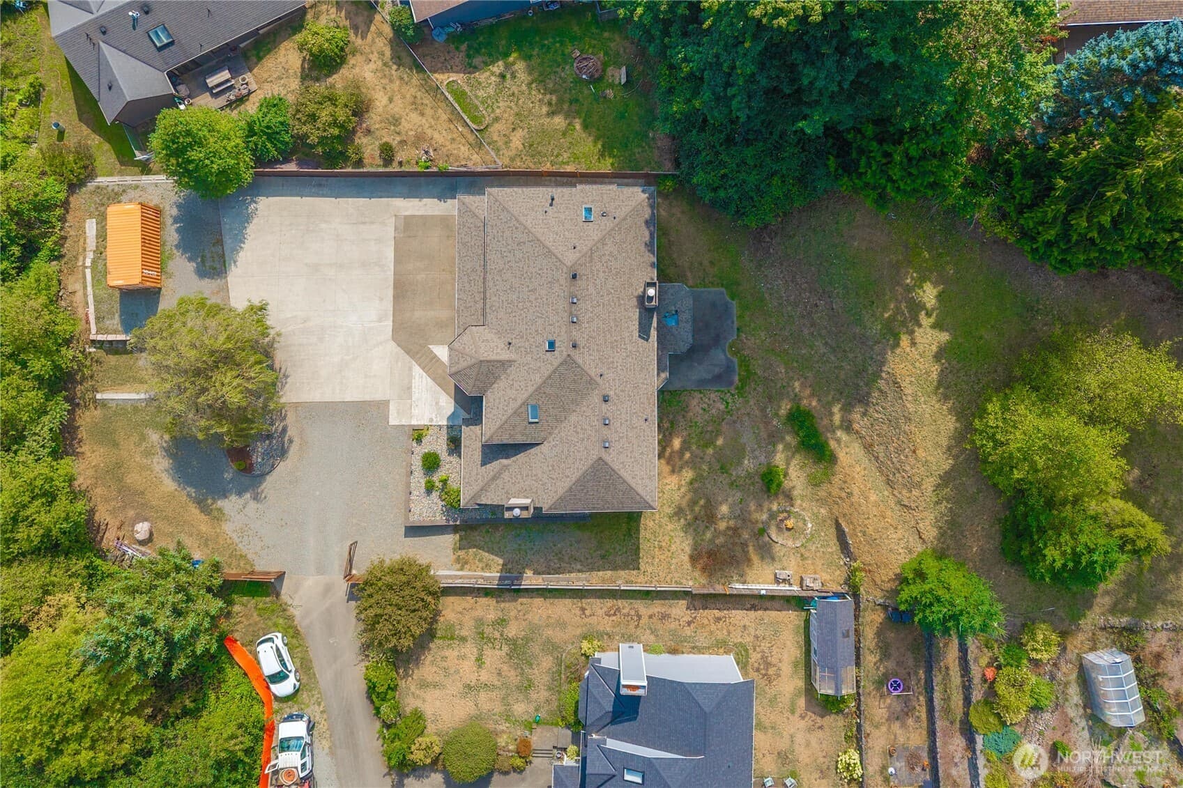 Property photo 37