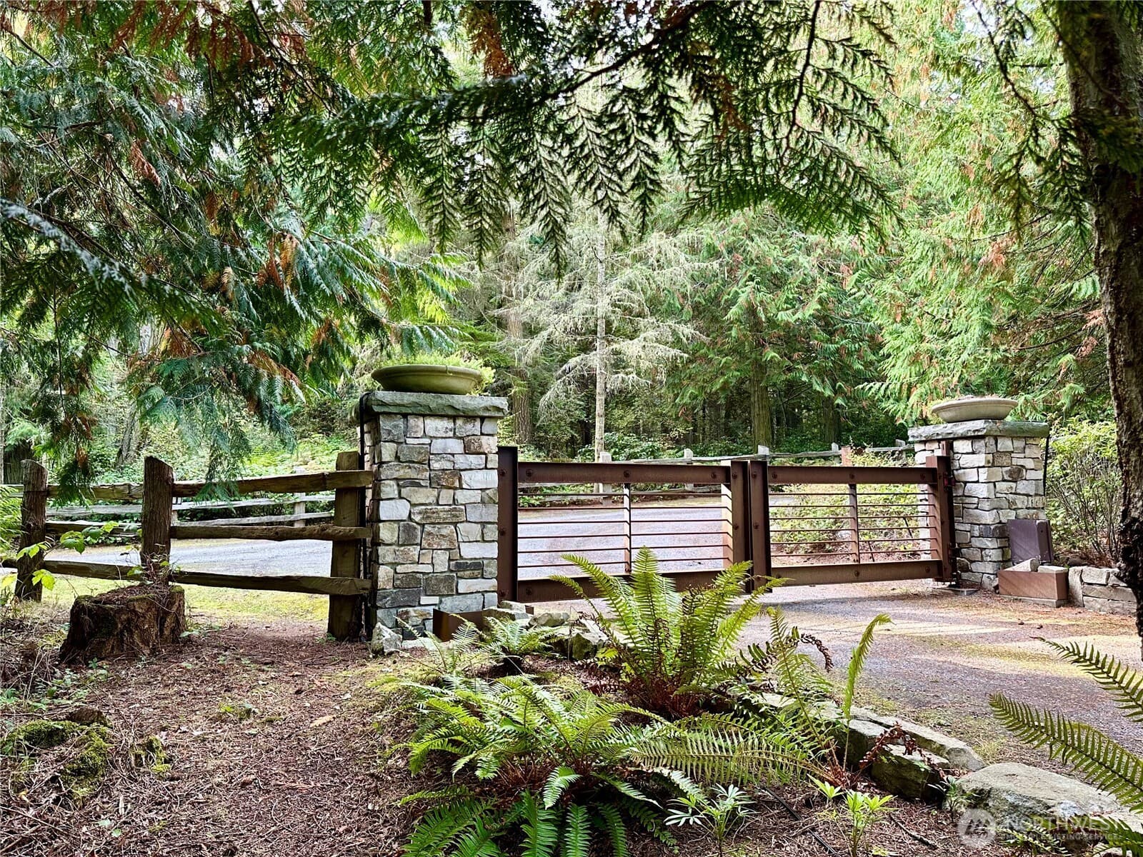 Property photo 40