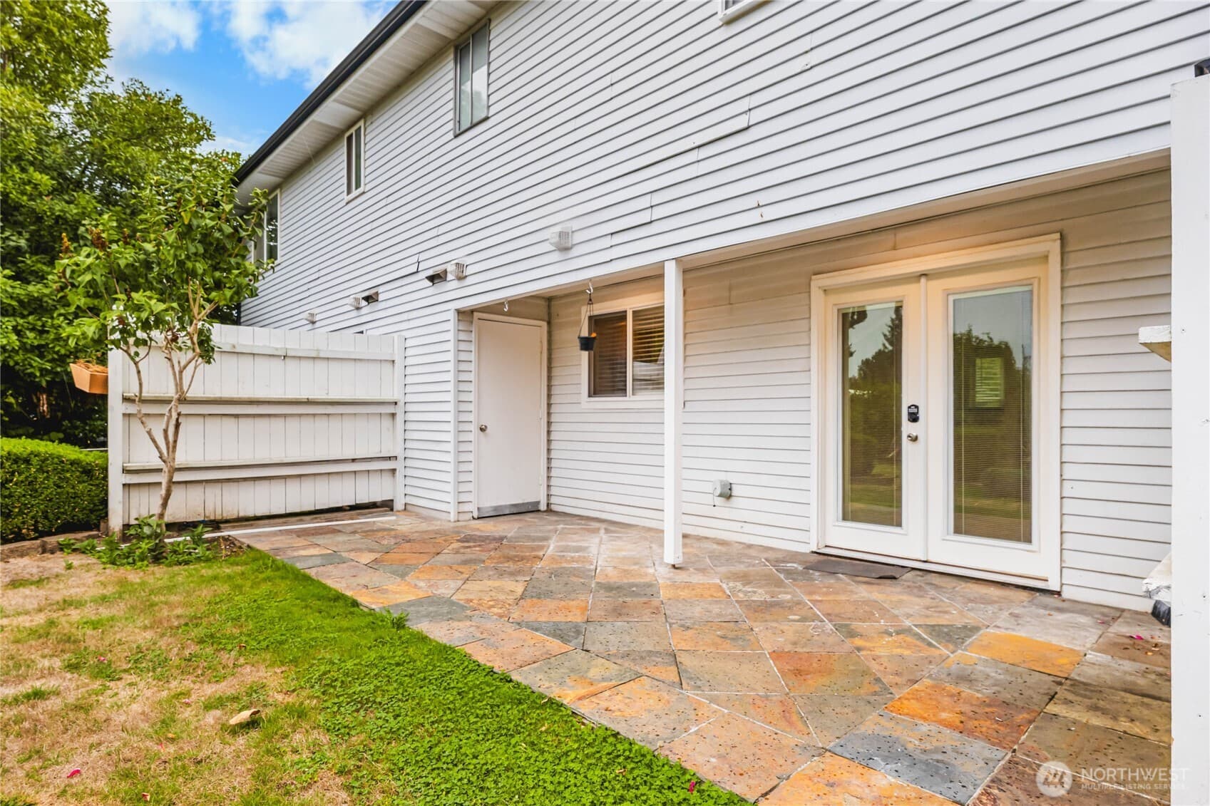 Property photo 25