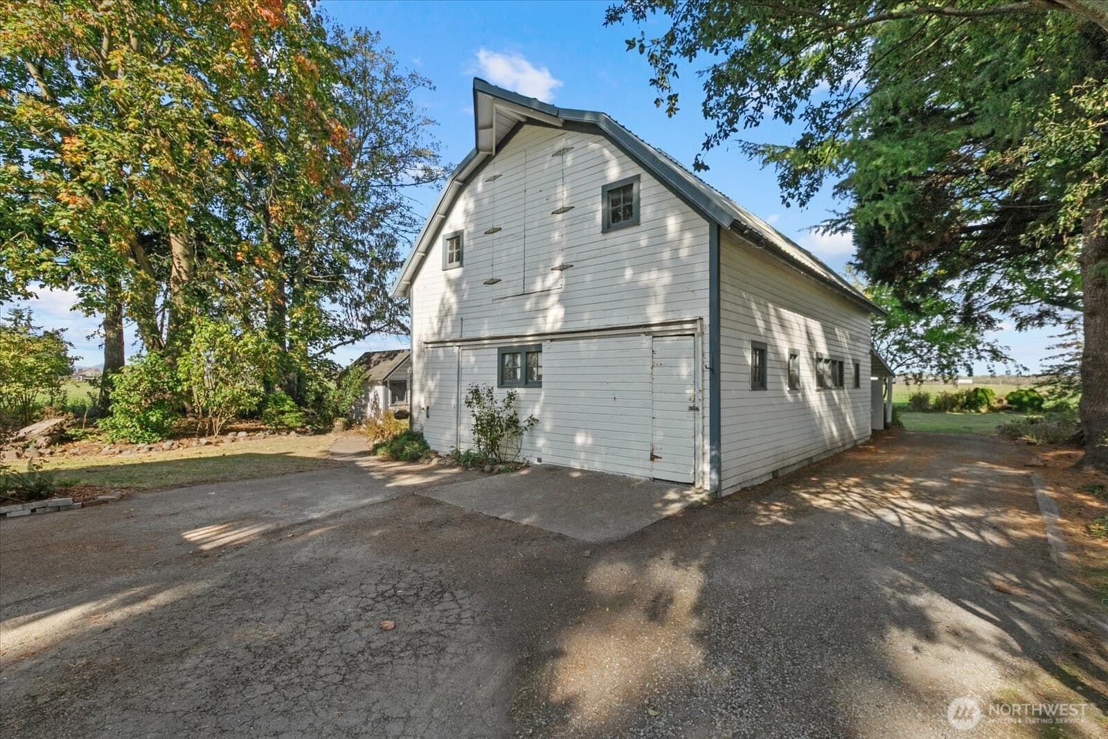 Property photo 31
