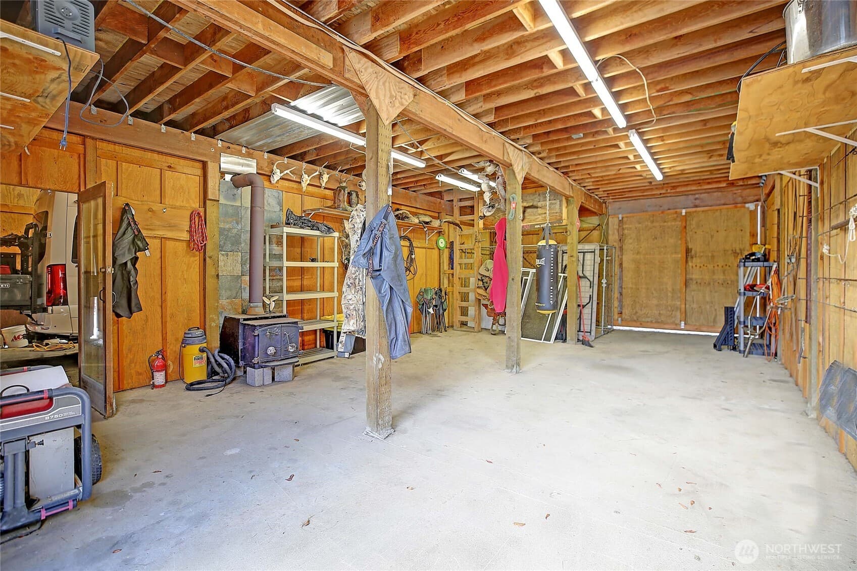 Property photo 35