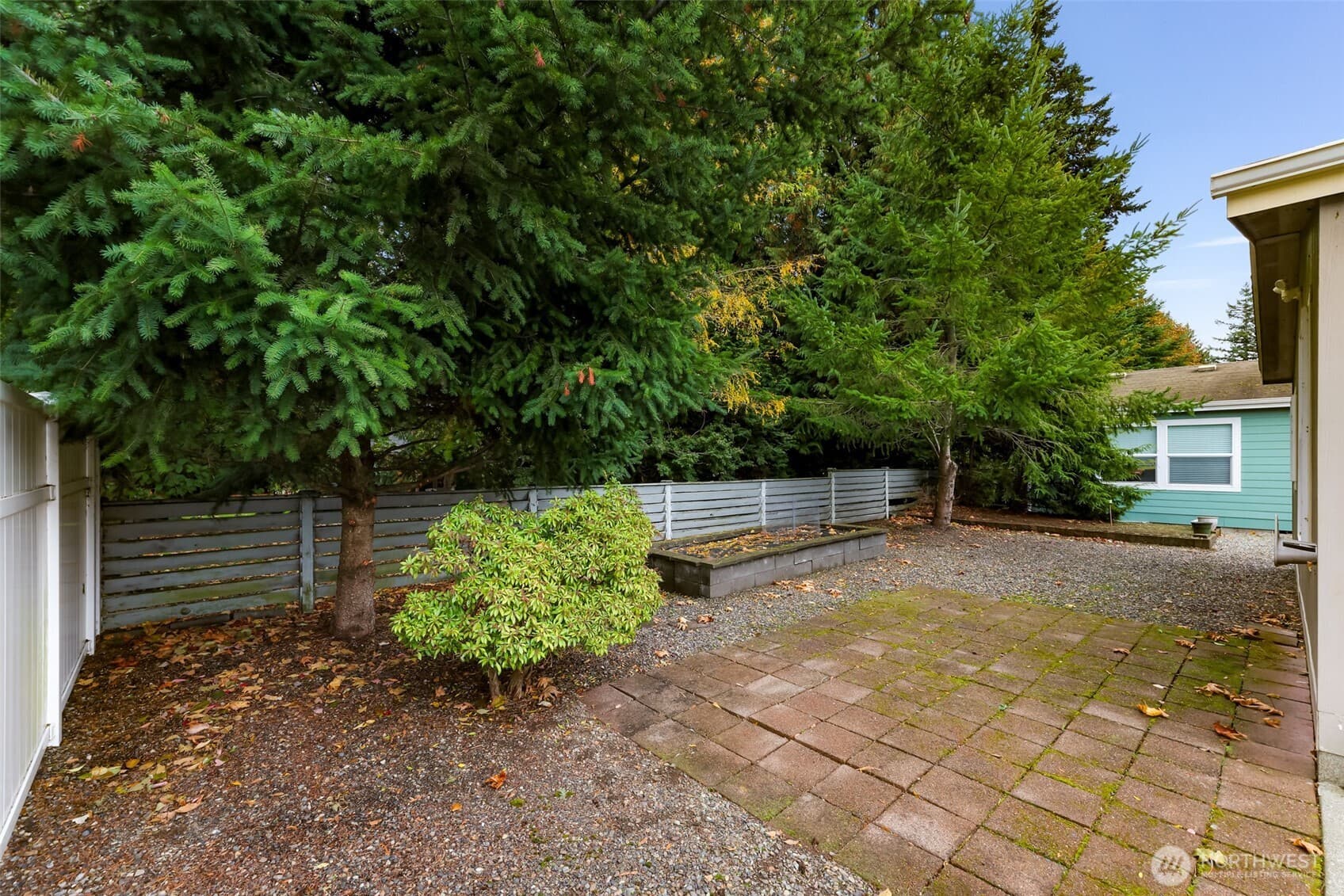 Property photo 32