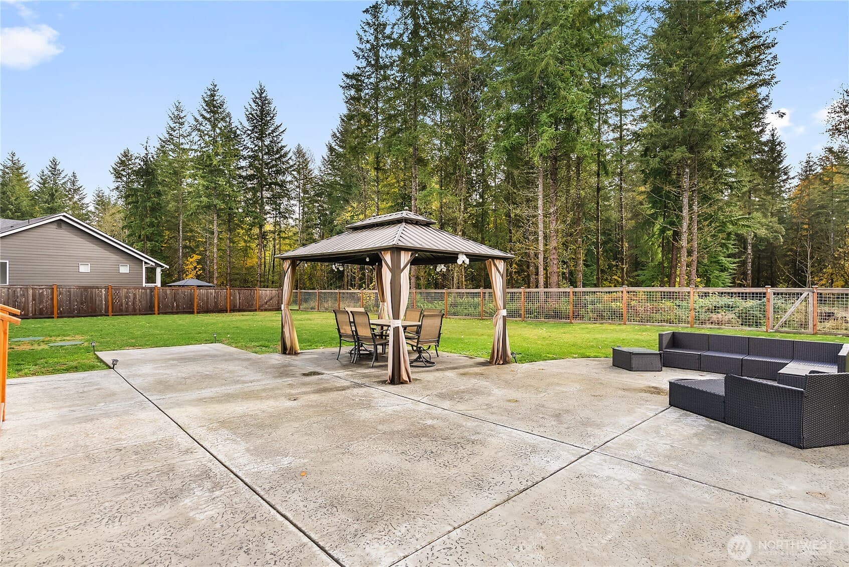 Property photo 36