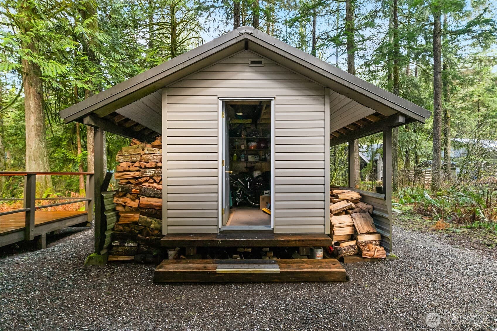 Property photo 28