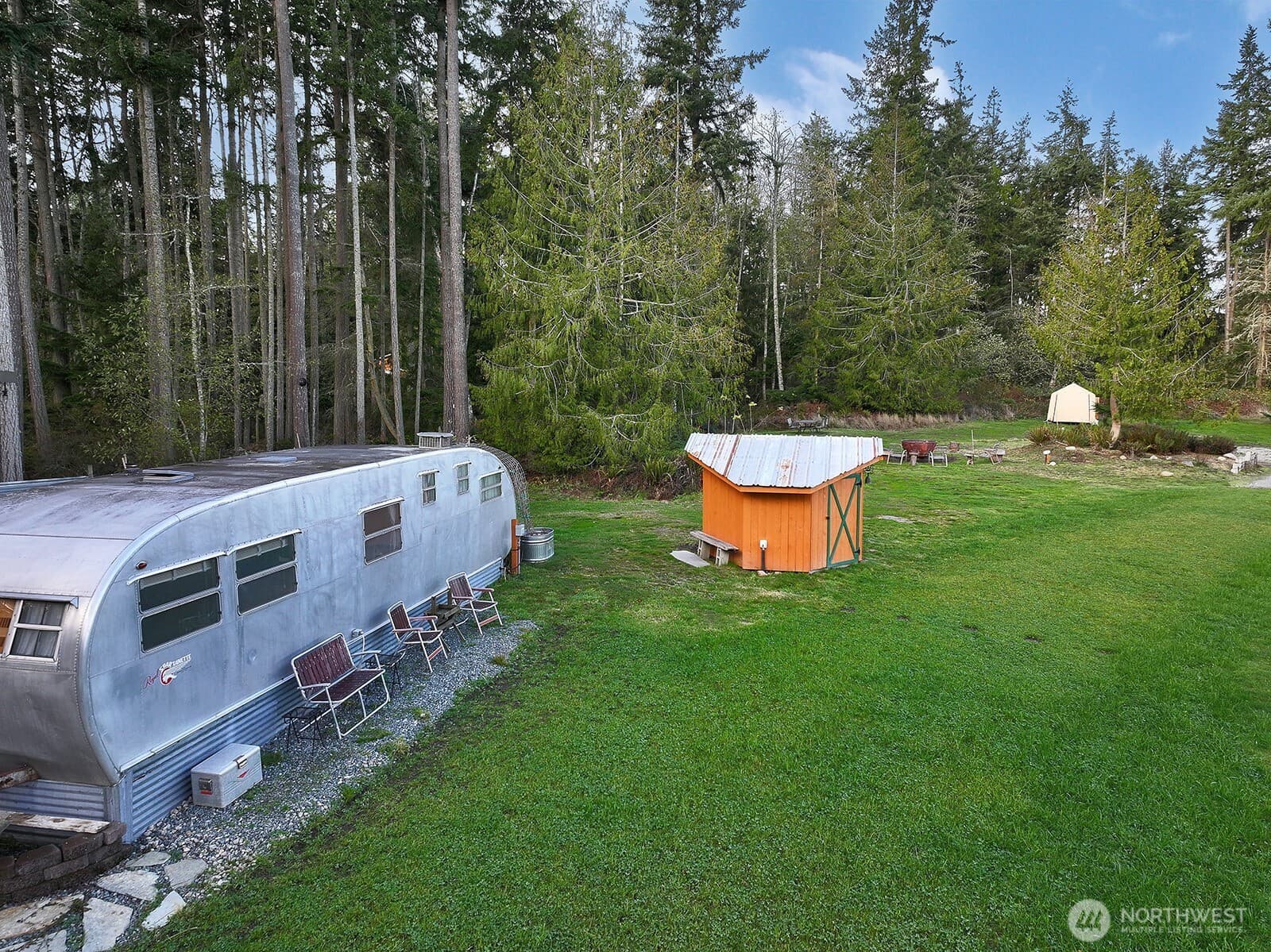 Property photo 35