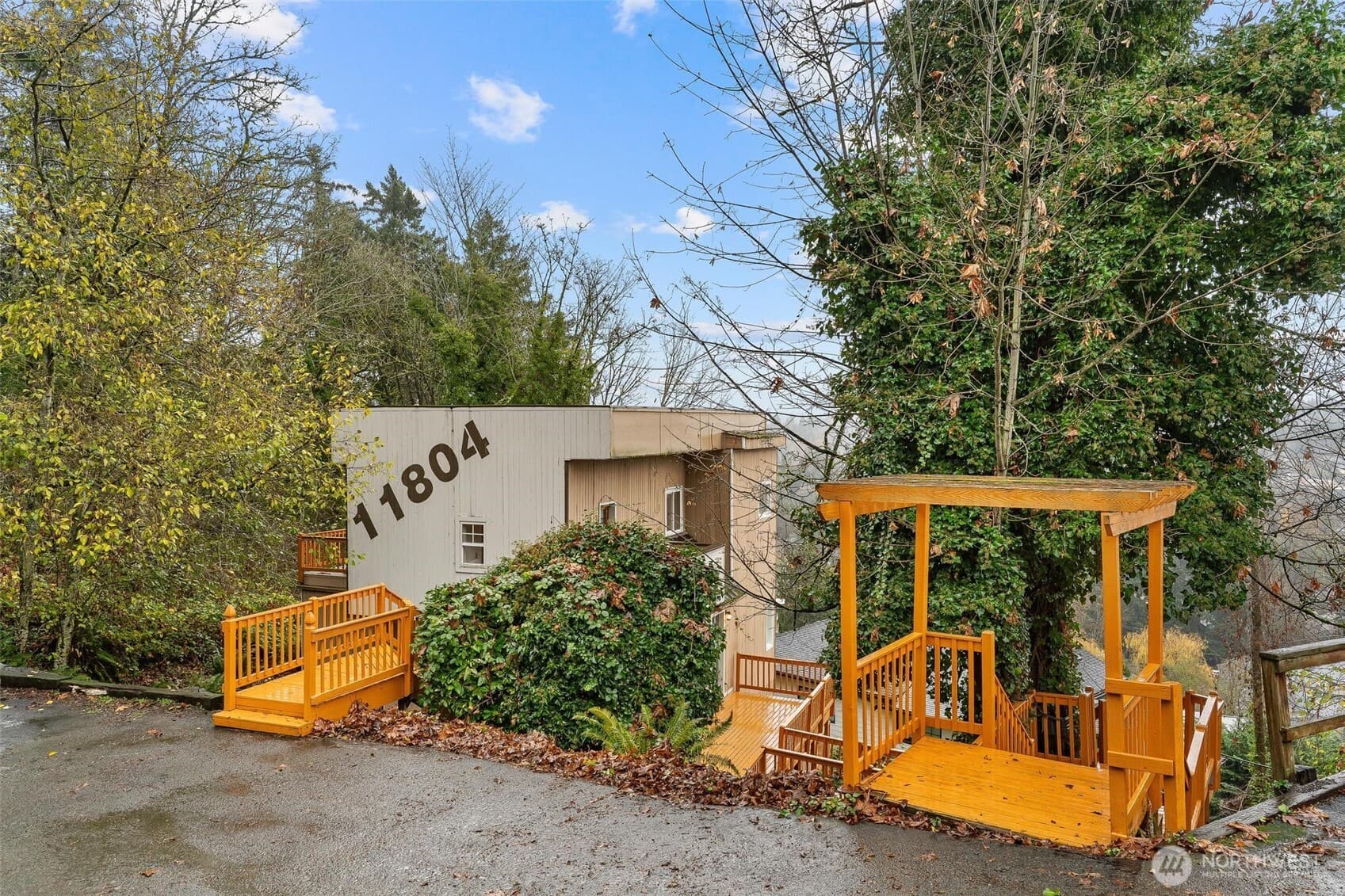 Property photo 32
