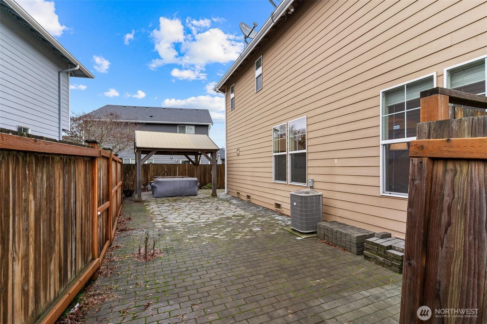 Property photo 38