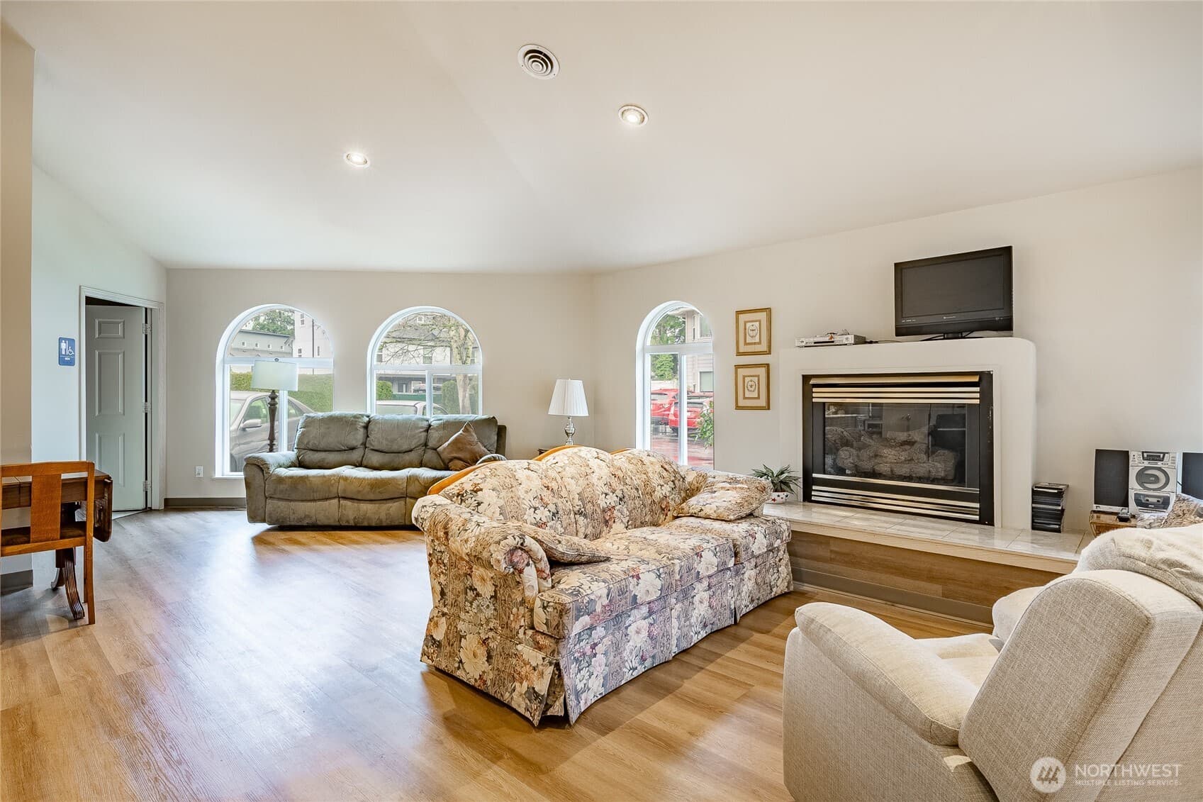 Property photo 36