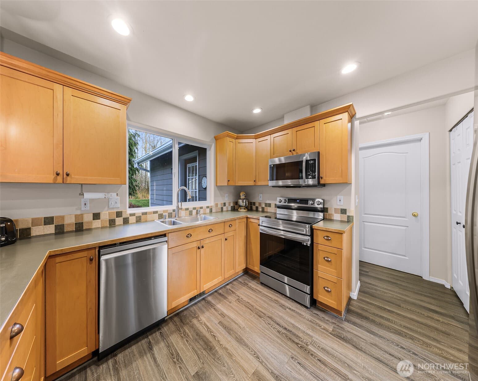 Property photo 12