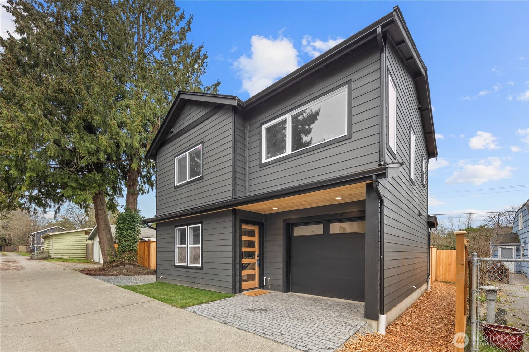 Property photo 33