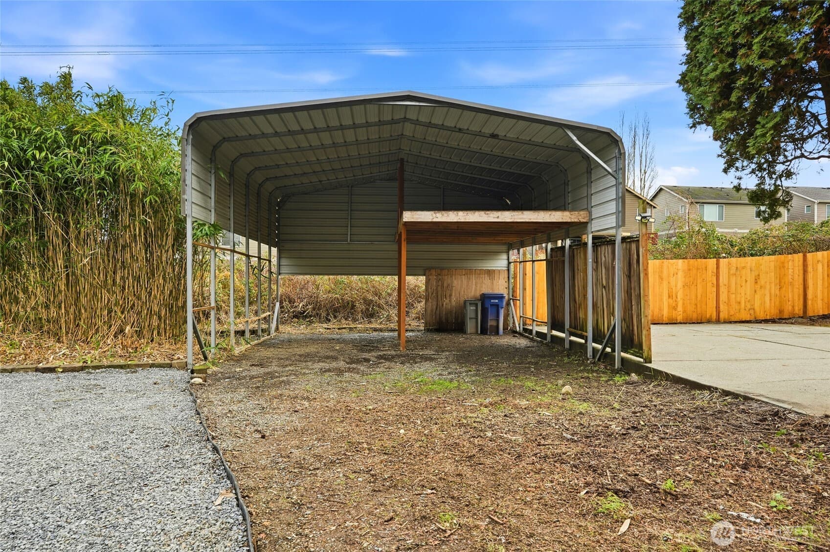 Property photo 37