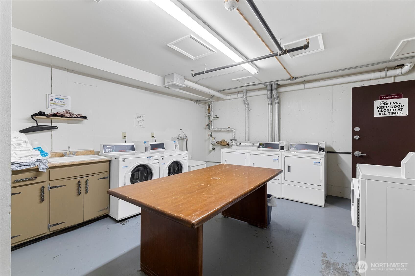 Property photo 31