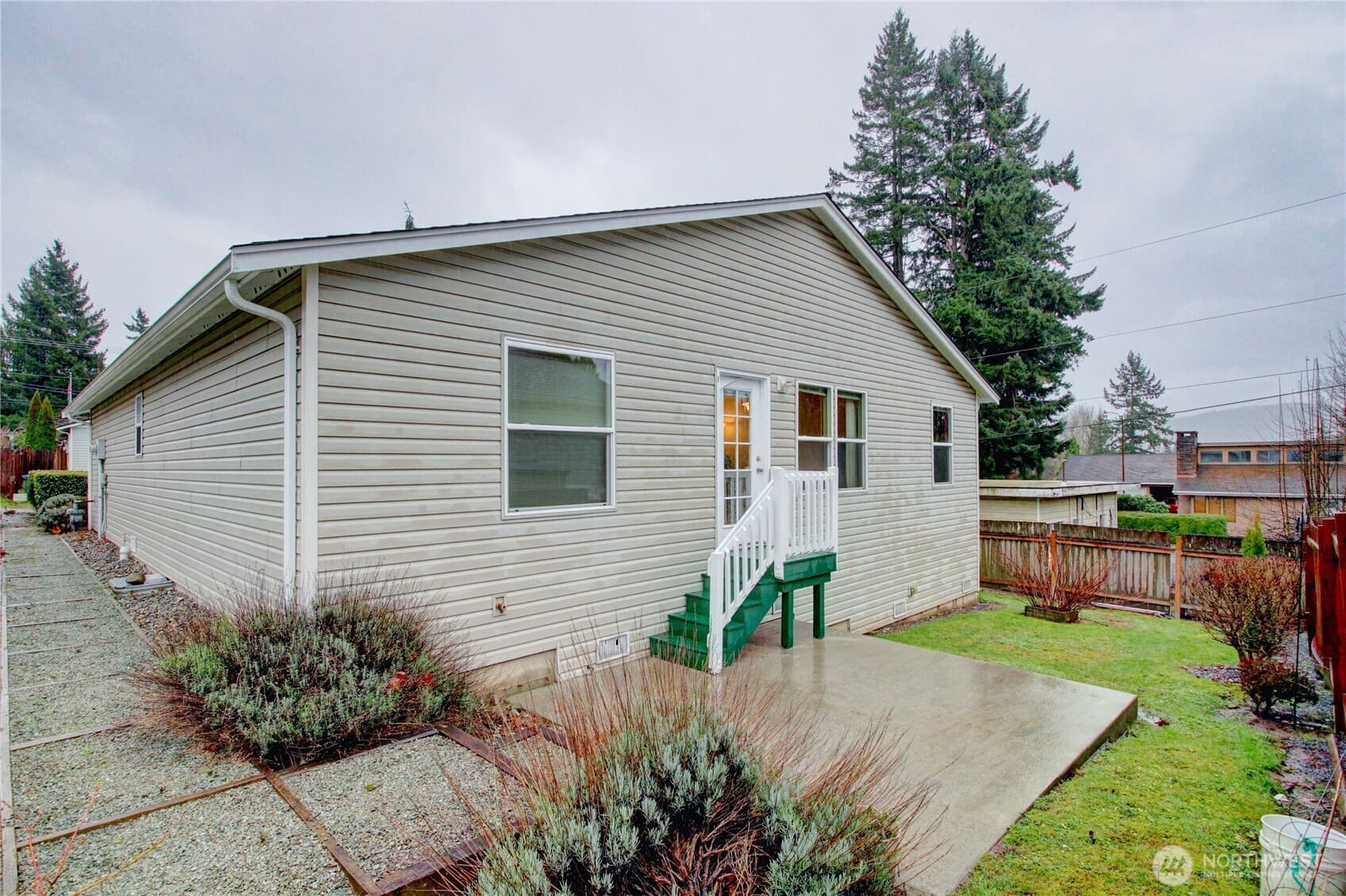 Property photo 33