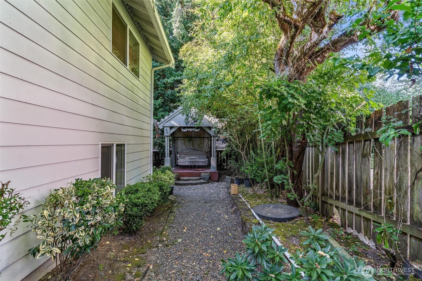 Property photo 32
