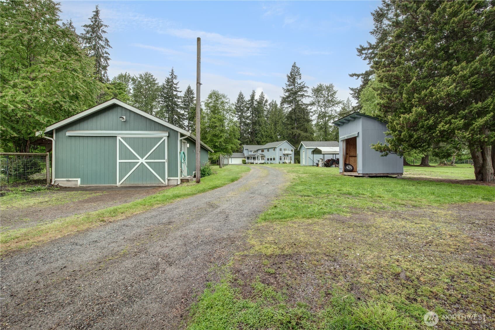 Property photo 33