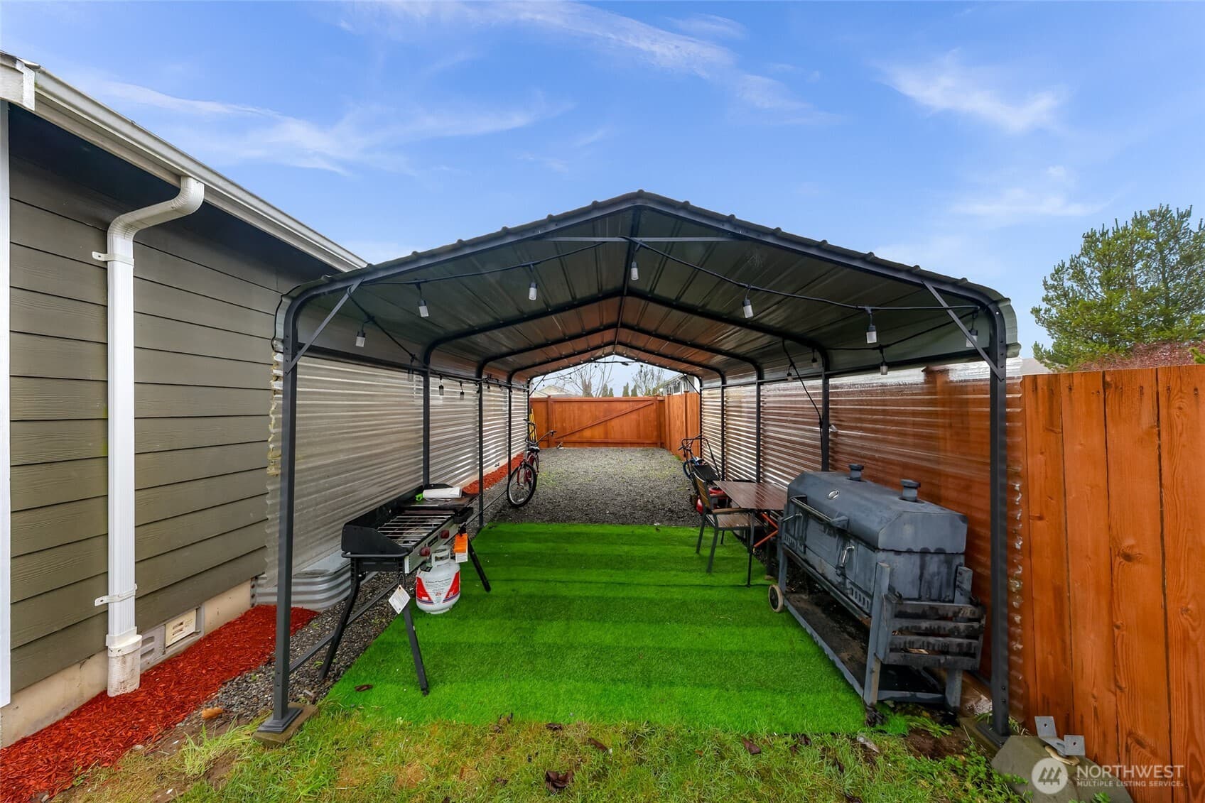 Property photo 32